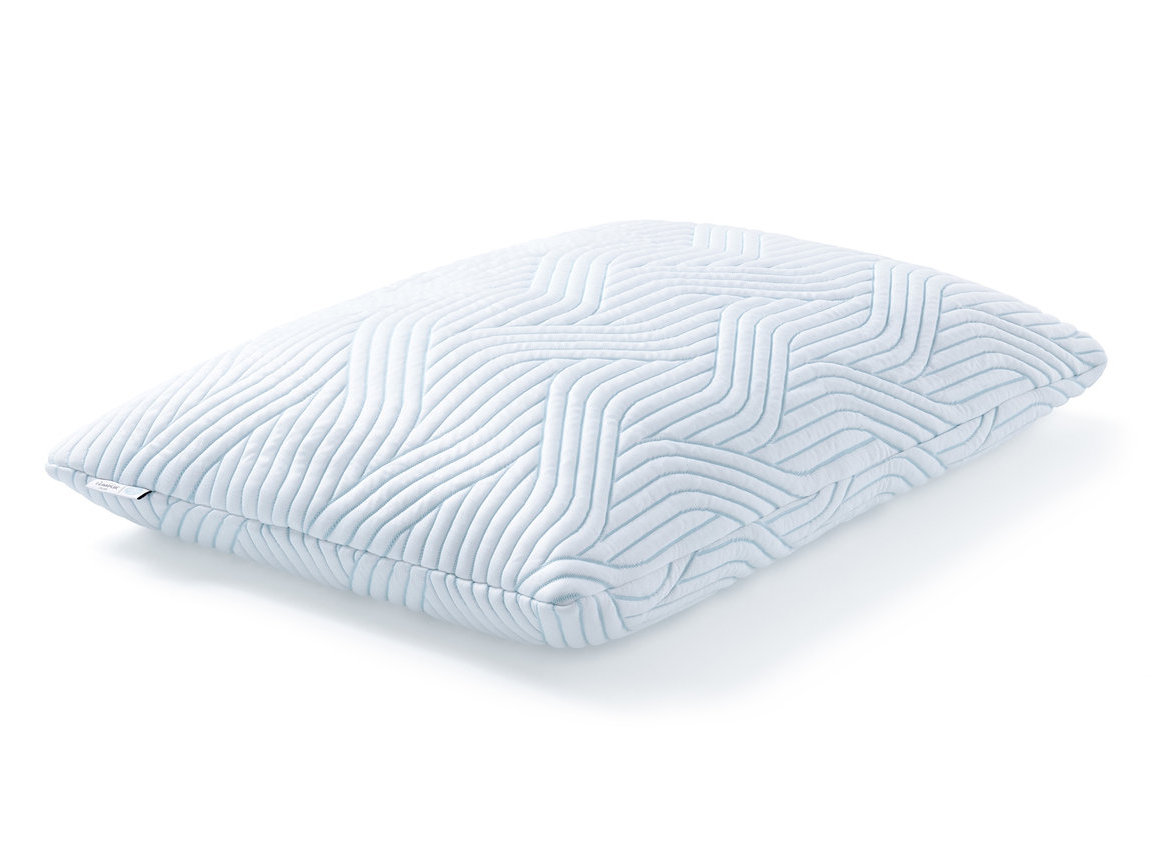TEMPUR® Schlafkissen Comfort Soft mit SmartCool Technologie™ auf weißem Hintergrund.