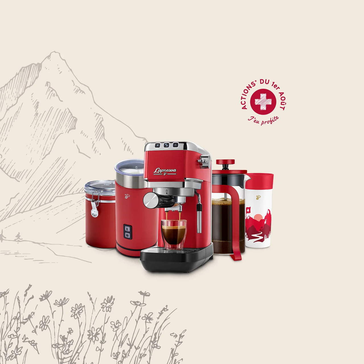 Machine à expresso rouge L'apressa versant du café dans un verre, à côté d'un moulin, d'une boîte, d'une cafetière à piston et d'un mug de voyage avec drapeau suisse. Fond avec dessins de montagnes et fleurs, et logo promotionnel du 1er août.