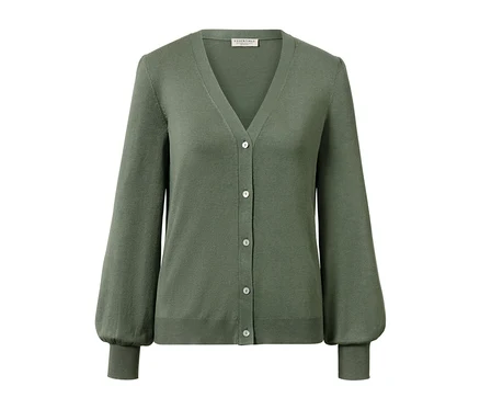 Cardigan en maille fine vert avec encolure en V et fermeture boutonnée.