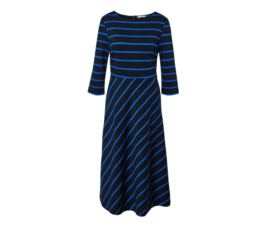 Détail d'une robe rayée en jersey.