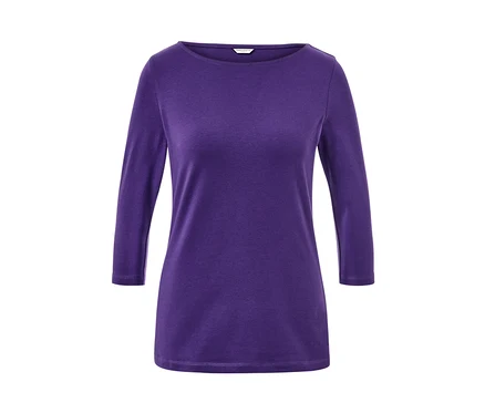 T-shirt violet à manches 3/4.