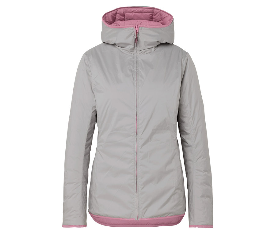 Veste grise à capuche avec doublure rose.