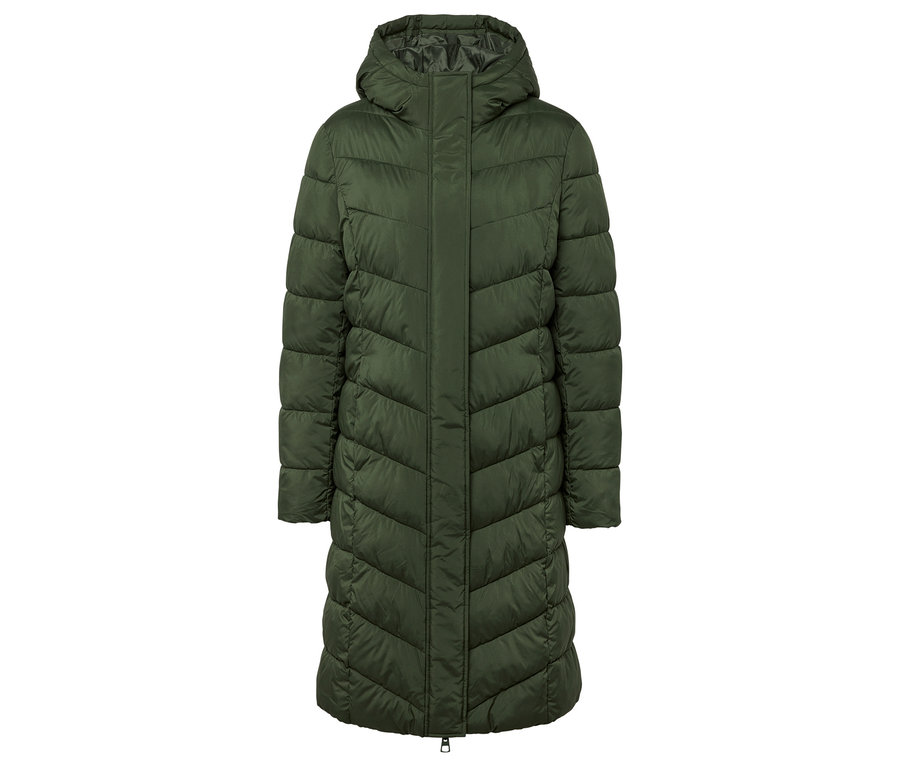 Doudoune matelassée verte avec capuche.