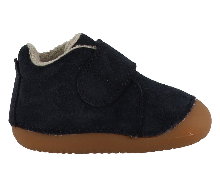 Une chaussure LURCHI «
Willow
», bleu marine.