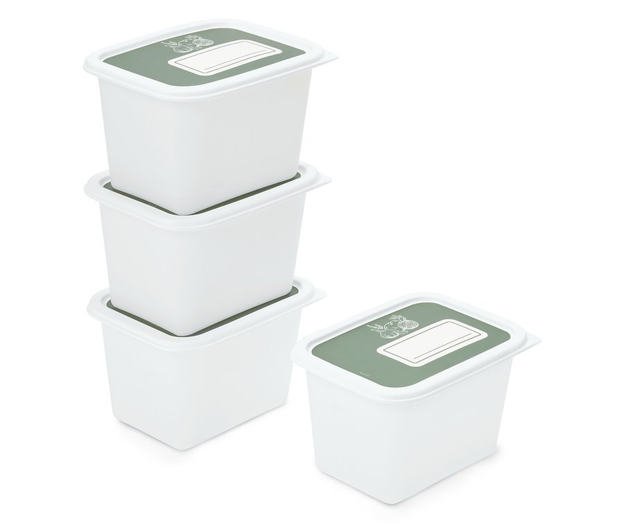 Trois récipients de stockage carrés blancs avec couvercles verts sont empilés, un autre est à côté.