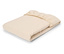 Drap-housse beige clair plié sur fond blanc.