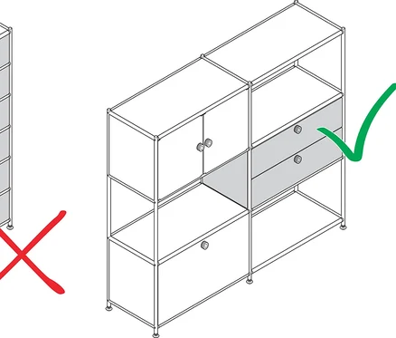 Trois systèmes d'étagères modulaires démontrant le placement correct et incorrect de tiroirs gris. Les croix rouges marquent les arrangements incorrects, les coches vertes les corrects.