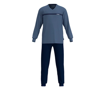 Haut de pyjama bleu clair à col en V avec des rayures bleu foncé sur la poitrine, et pantalon de pyjama bleu foncé.
