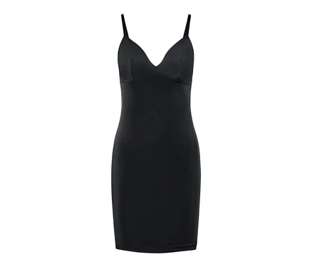 Fond de robe modelant noir à bretelles fines.