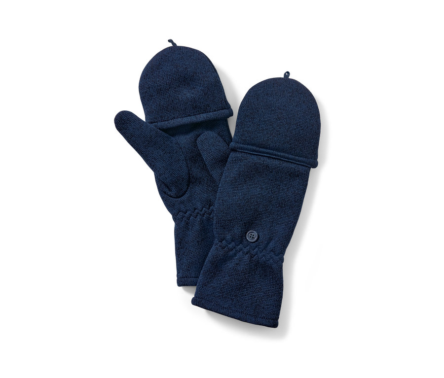 Deux mitaines avec moufles amovibles en maille polaire bleues sont posées l'une à côté de l'autre.