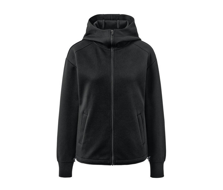 Veste à capuche noire zippée.