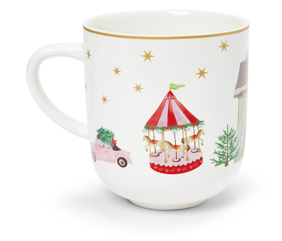 Tasse blanche avec des illustrations d'une voiture rose avec un arbre de Noël, un carrousel et une maison.