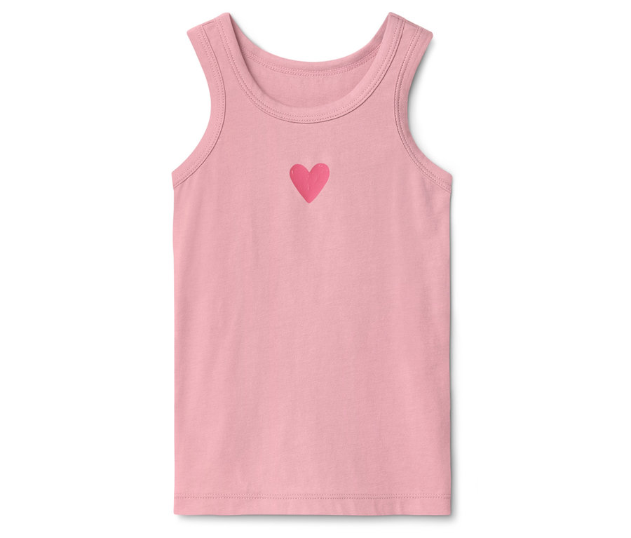 Débardeur rose avec un cœur sur fond blanc.