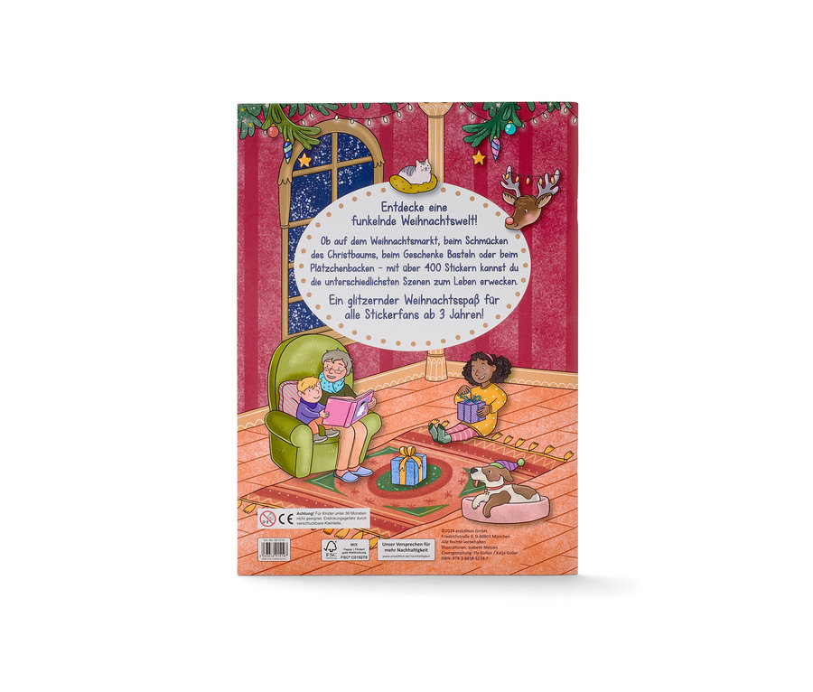 Une illustration de Noël montre une grand-mère et un enfant lisant un livre, une fille tenant un cadeau et un chien couché dans un lit. Le livre est « Mein Stickerbuch «
at;nbsp;Weihnachten
at;nbsp;» (Livre d’autocollants «
at;nbsp;Noël
at;nbsp;», en allemand) ».