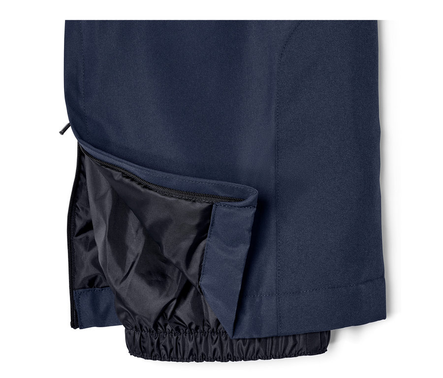 Détail d'un pantalon de ski.