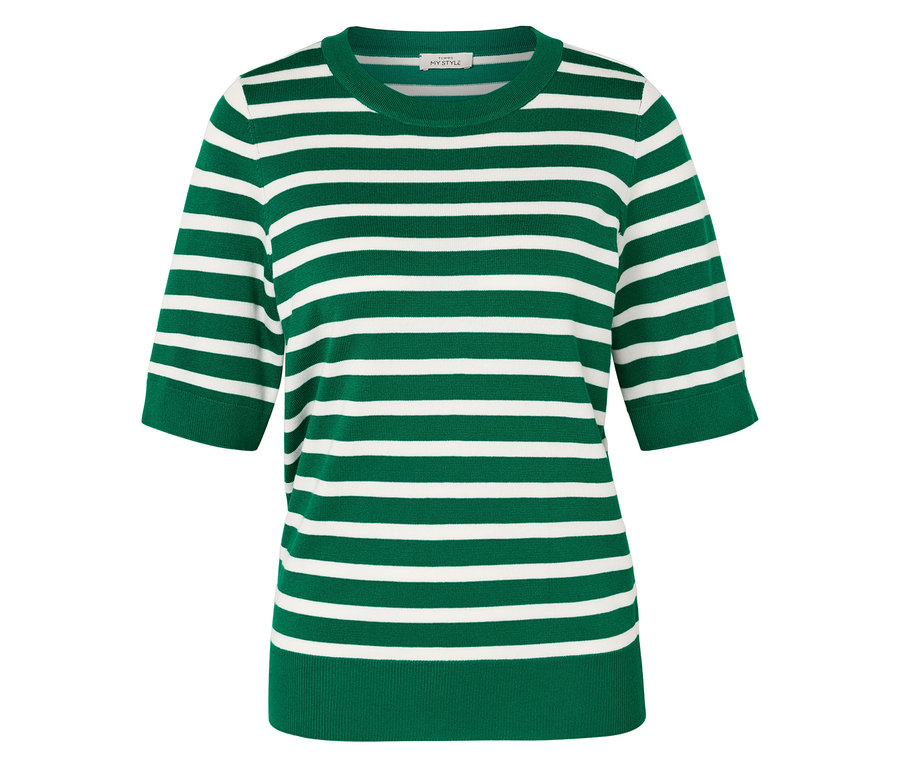 T-shirt rayé vert et blanc à manches courtes.