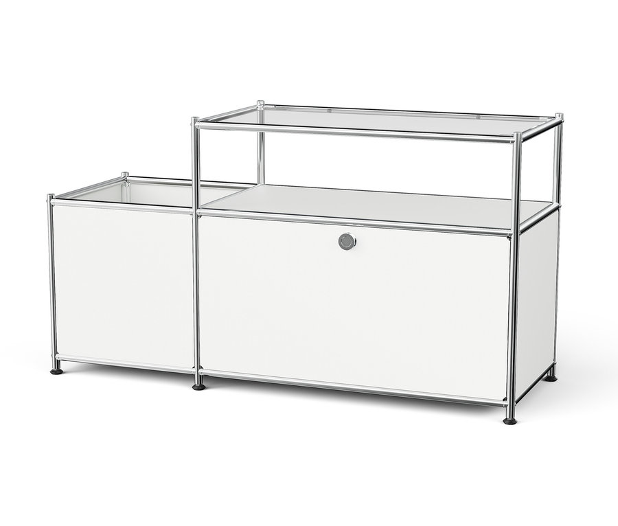 Système de rangement modulaire blanc avec cadre chromé.