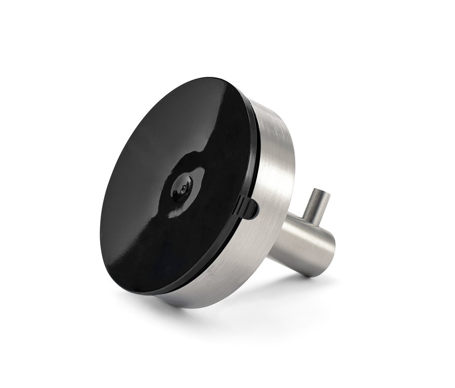 Vue détaillée de deux crochets avec ventouse.