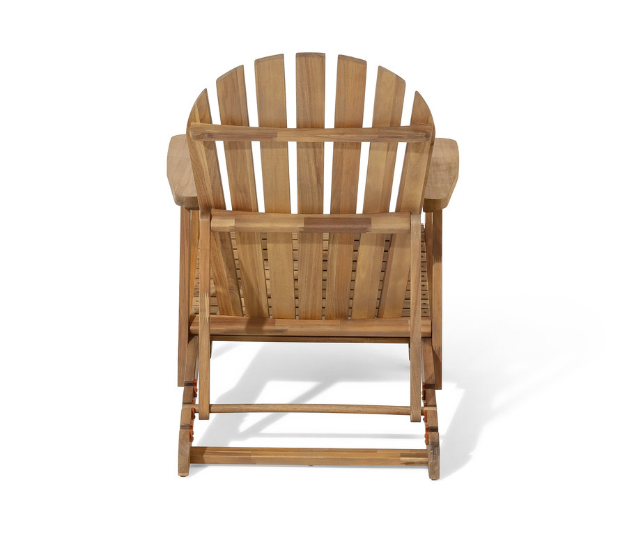 Vue arrière d'un fauteuil de relaxation Adirondack simple avec repose-pieds extensible.