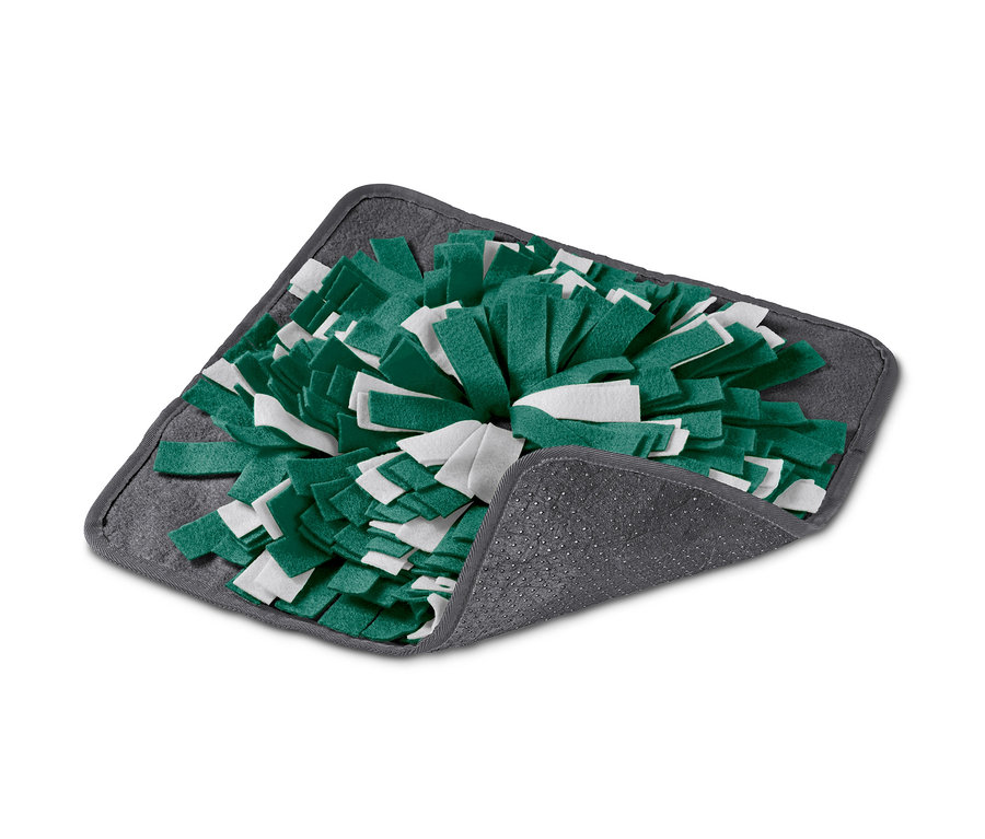 Tapis de fouille pour animaux avec motif à franges vertes et blanches sur fond gris.