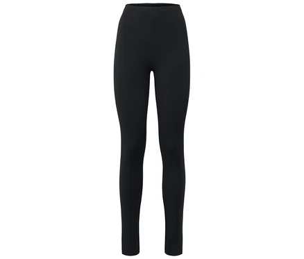 Leggings noires sur fond blanc.