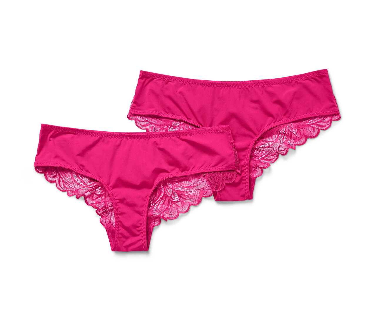 Deux slips brésiliens fuchsia avec de la dentelle sur fond blanc.