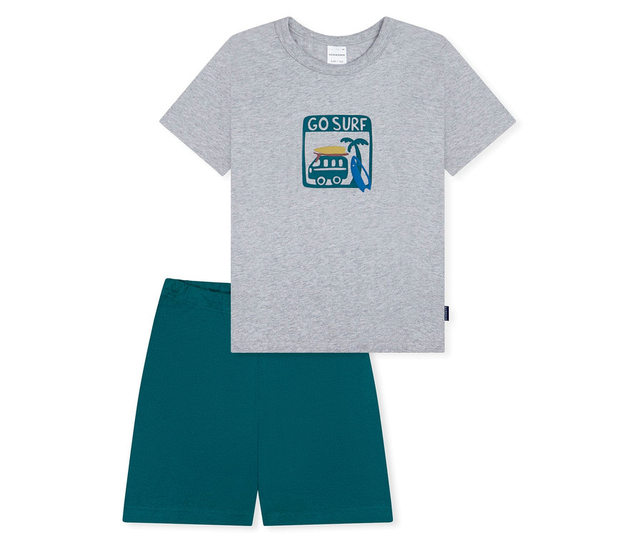T-shirt gris avec motif "Go Surf" et short vert.