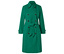 Trench-coat croisé vert avec ceinture.