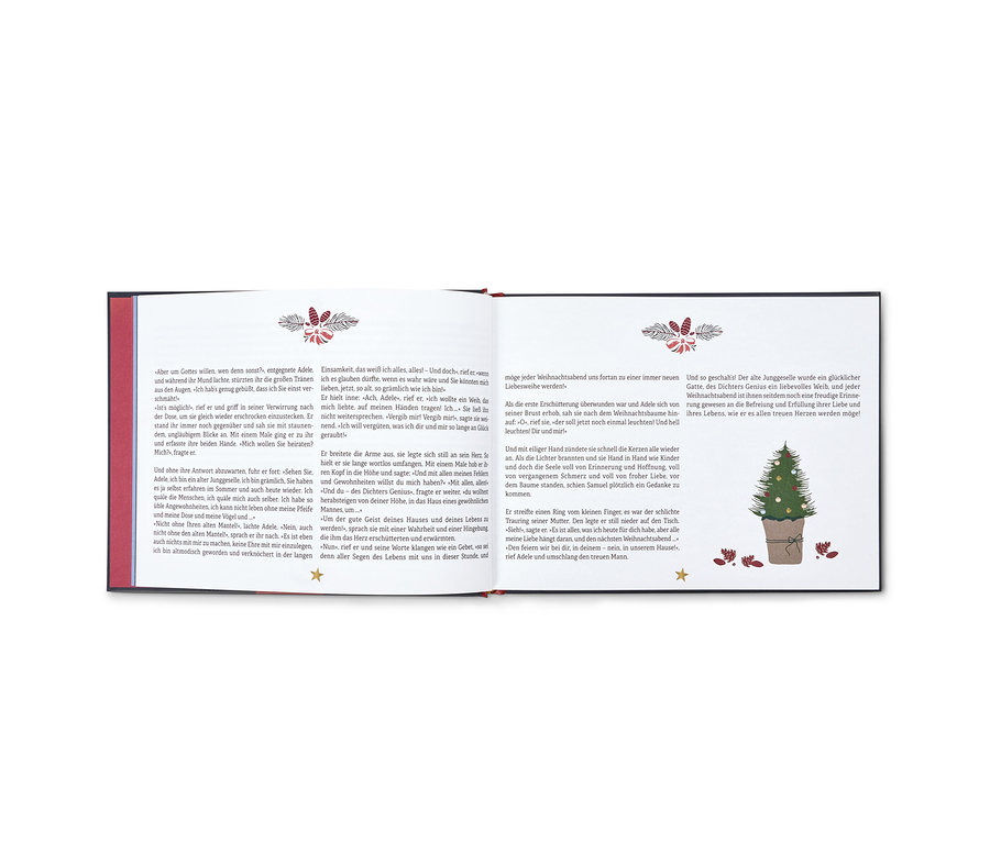 Un livre ouvert avec une illustration d'un arbre de Noël et du texte.