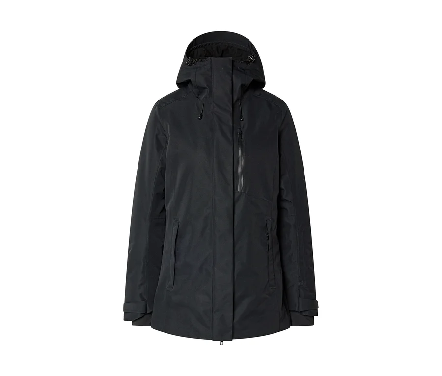 Veste noire à capuche avec fermeture éclair frontale, fermeture éclair sur la poitrine et poches latérales, sur fond blanc.