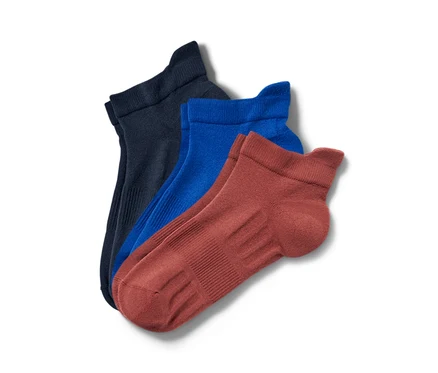 Trois paires de chaussettes de course professionnelles unisexes, bleues, terre cuite et bleu marine.