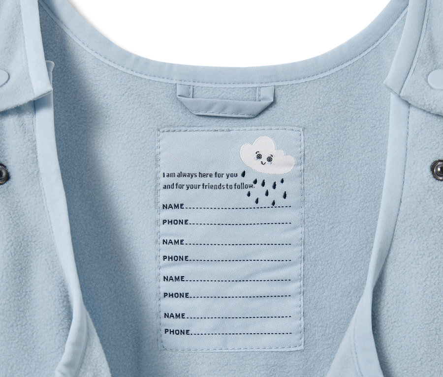 Pantalon imperméable thermique bleu clair pour tout petit avec espace pour nom et numéro de téléphone.