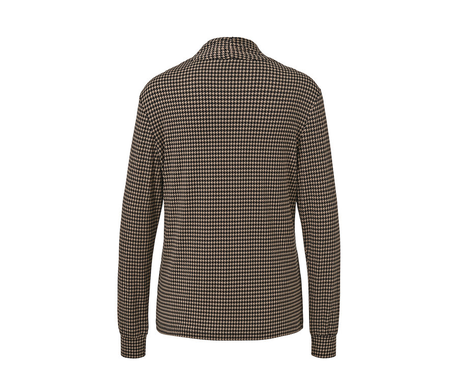 Vue arrière de la blouse imprimée avec encolure en V.