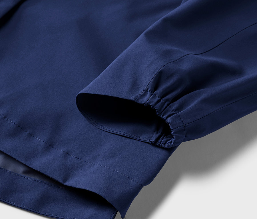 Détail d'une veste technique outdoor.