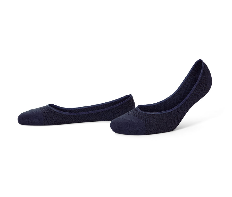 Deux paires de socquettes de sport bleu foncé.