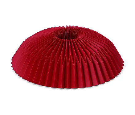 Jupe en papier rouge pour sapin de Noël.