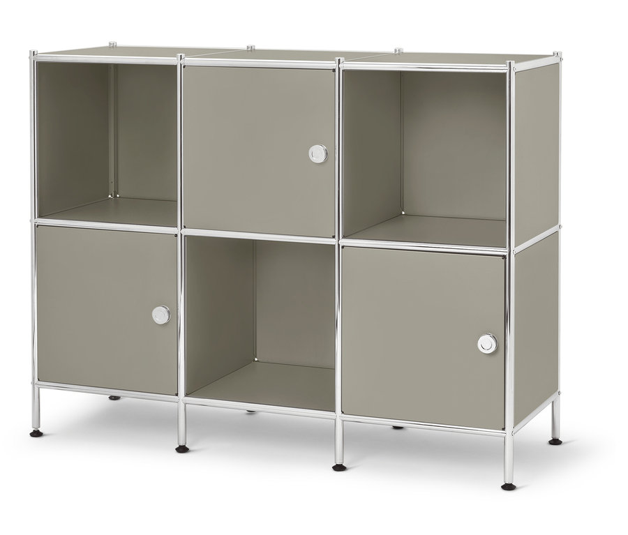 Étagère modulaire grise avec cadre chromé, composée de six compartiments dont trois avec portes.