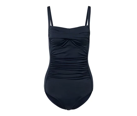 Maillot de bain modelant bleu sur fond blanc.
