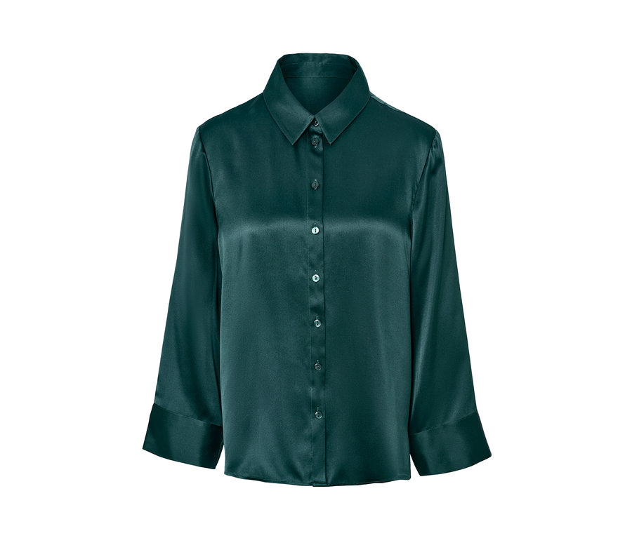 Haut de pyjama en pure soie vert foncé avec col et boutons.