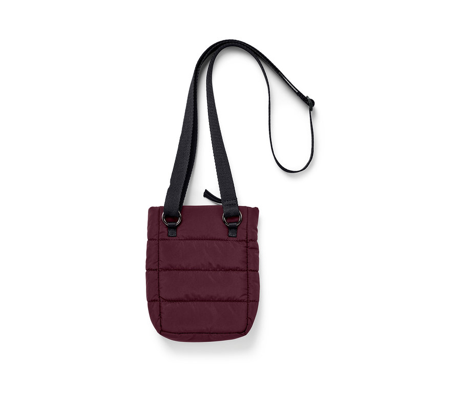 Une pochette isolante pour smartphone bordeaux avec une bandoulière noire.