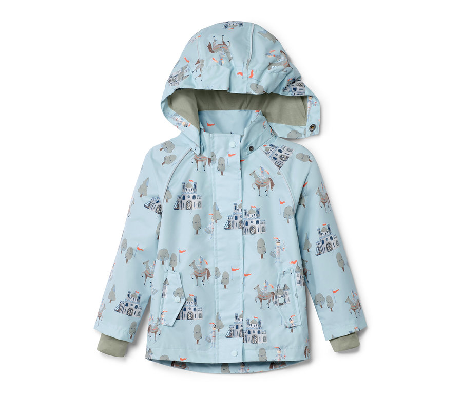 Veste de pluie bleu clair pour enfant avec capuche, imprimée de chevaliers, châteaux et arbres.