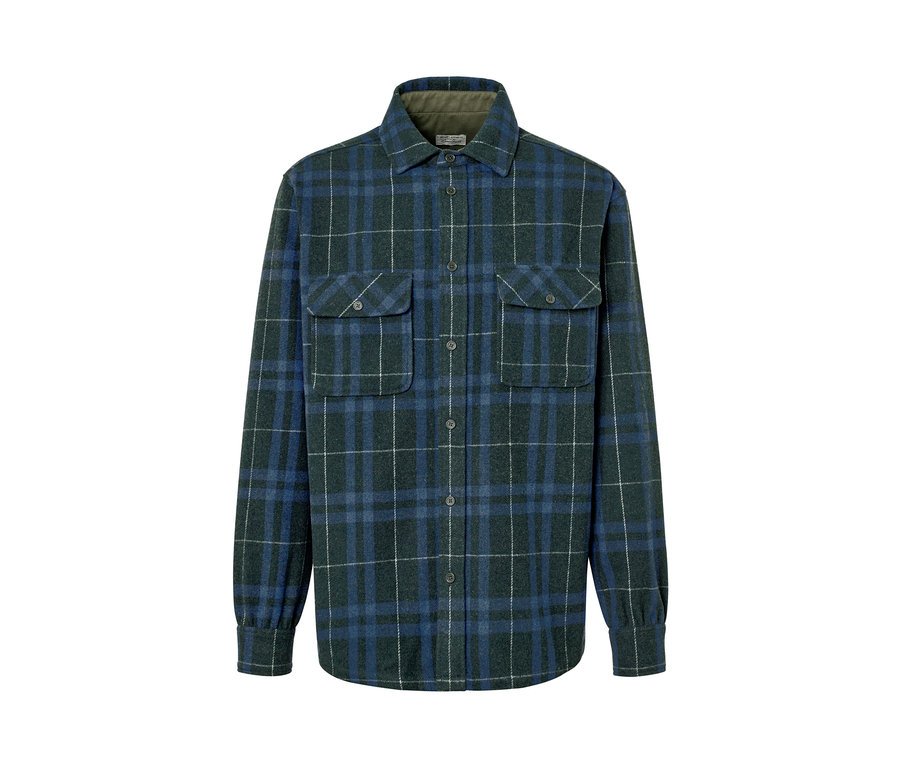 Veste-chemise en flanelle bleu et vert à manches longues avec deux poches de poitrine.