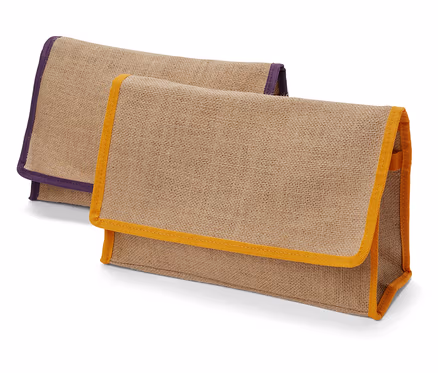 Deux sacs de rangement en tissu épais avec des bordures colorées.