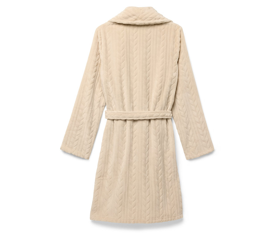 Peignoir beige avec motif de torsades et ceinture, vue de dos.