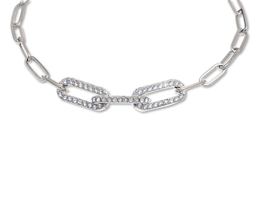 Gros plan d'un bracelet »Paperlink« orné de cristaux.