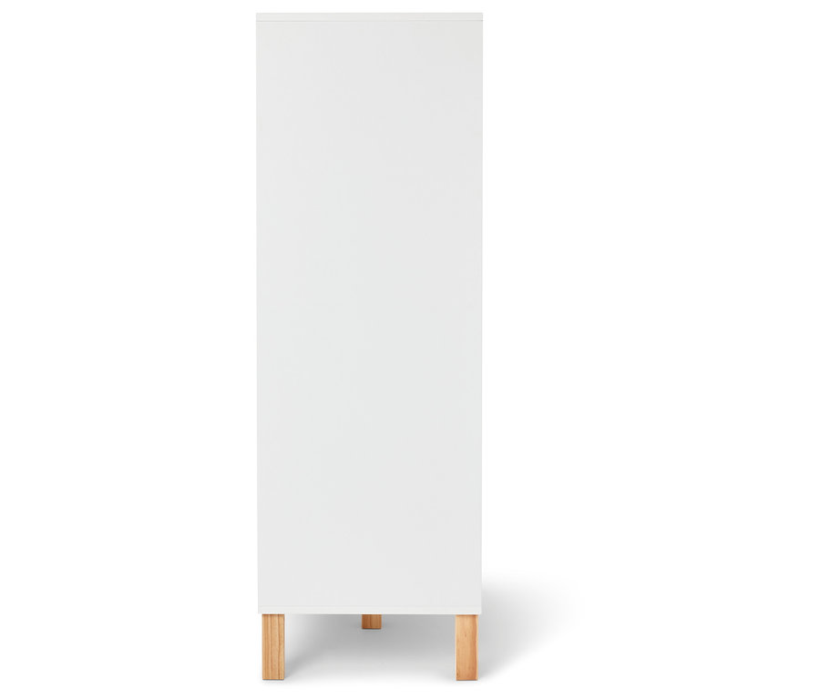 Armoire blanche avec base en bois clair sur fond blanc.