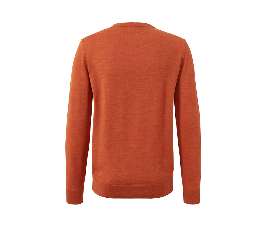 Pull en mérinos orange.