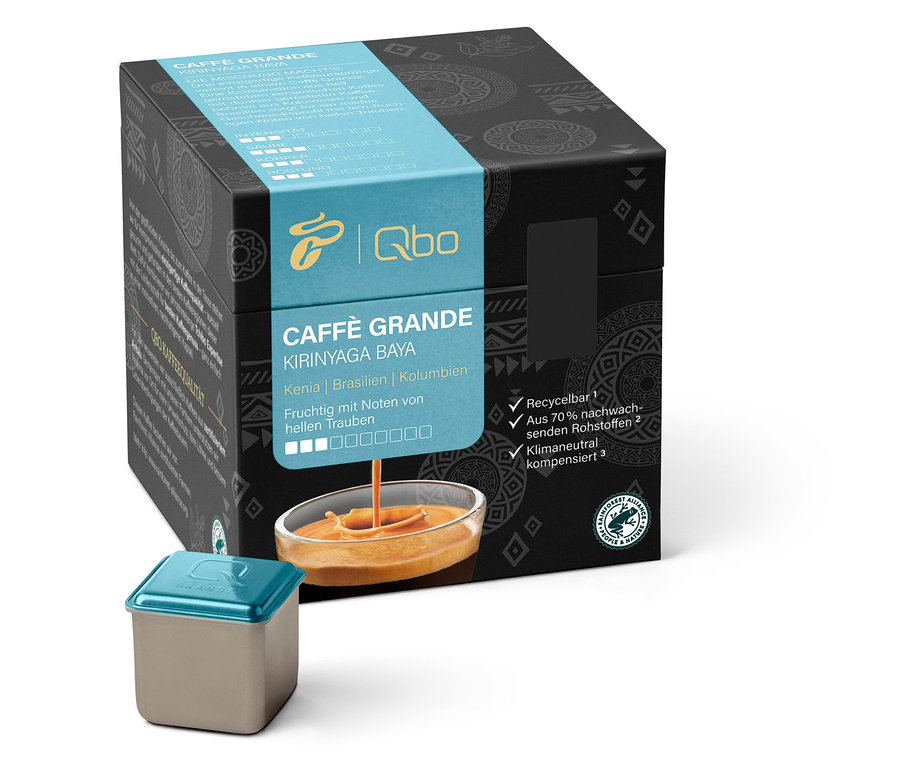 Un paquet de Qbo Caffè Grande KIRINYAGA BAYA et une capsule.