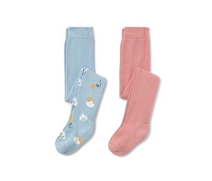 Deux collants pour tout-petits : un bleu clair avec des motifs de nuages, de soleil et de cerf-volant, l’autre rose.
