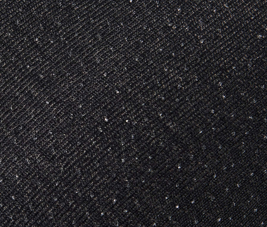 Gros plan sur la texture de 2 paires de collants fins, 40 DEN.